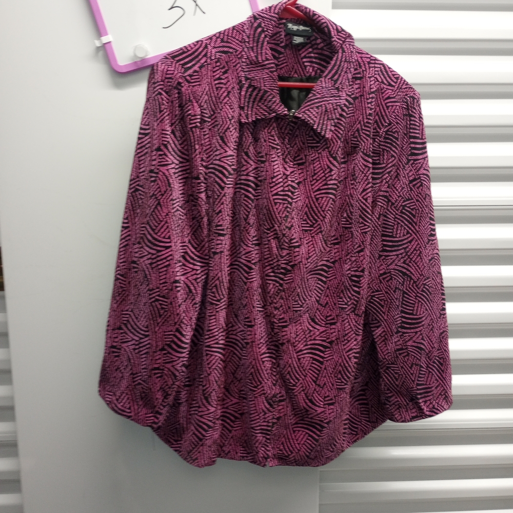 Maggie Barnes Fuchsia and Black Geometric Blazer